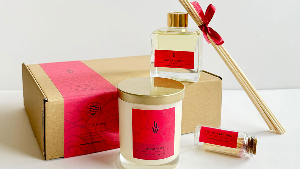 Honey Willow Amour a Paris hand-poured soy candle and reed diffuser with a rose-patterned gift box